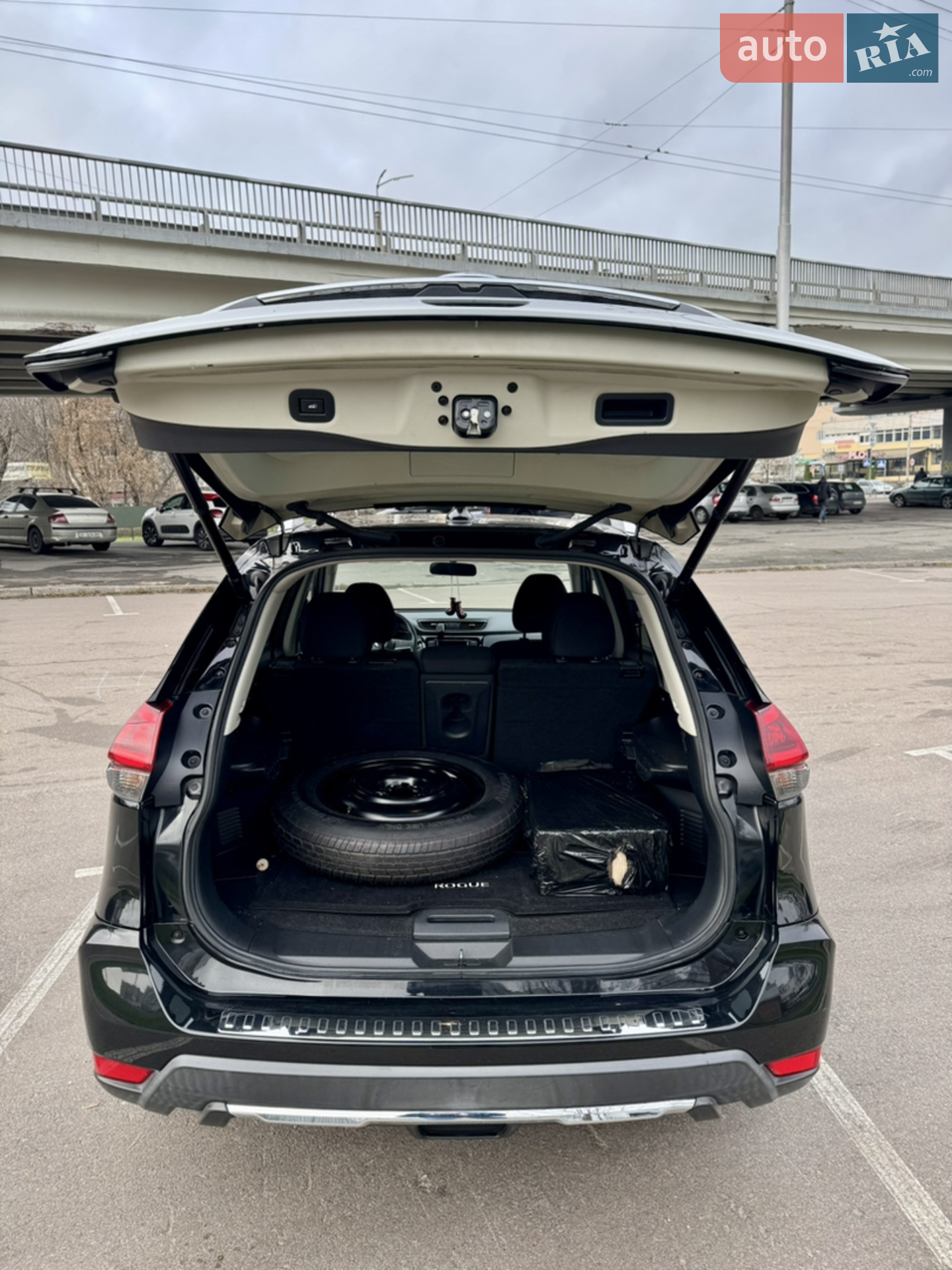 2018 Nissan Rogue - мініатюра 16
