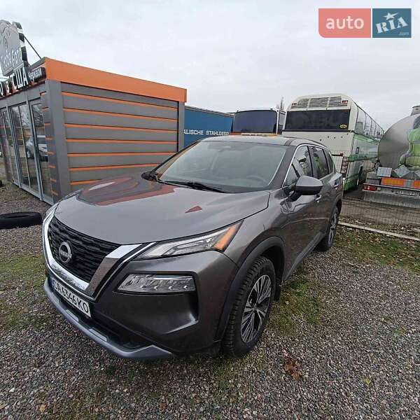 Позашляховик / Кросовер Nissan Rogue 2023 в Черкасах