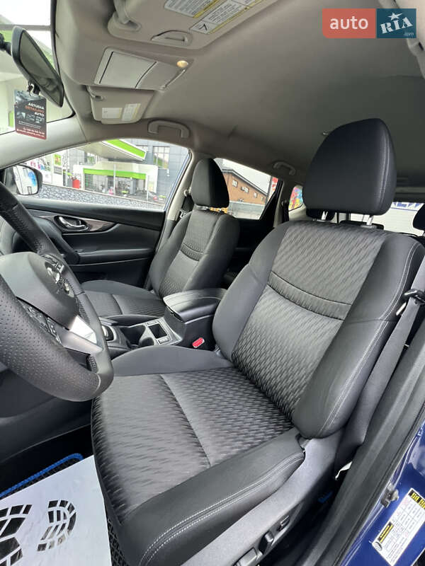 Внедорожник / Кроссовер Nissan Rogue 2017 в Белой Церкви