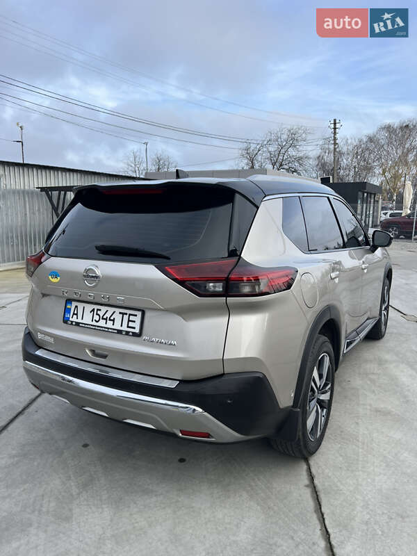 Внедорожник / Кроссовер Nissan Rogue 2021 в Белой Церкви