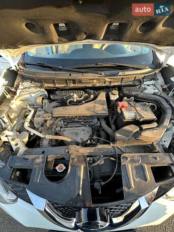 Внедорожник / Кроссовер Nissan Rogue 2015 в Киеве