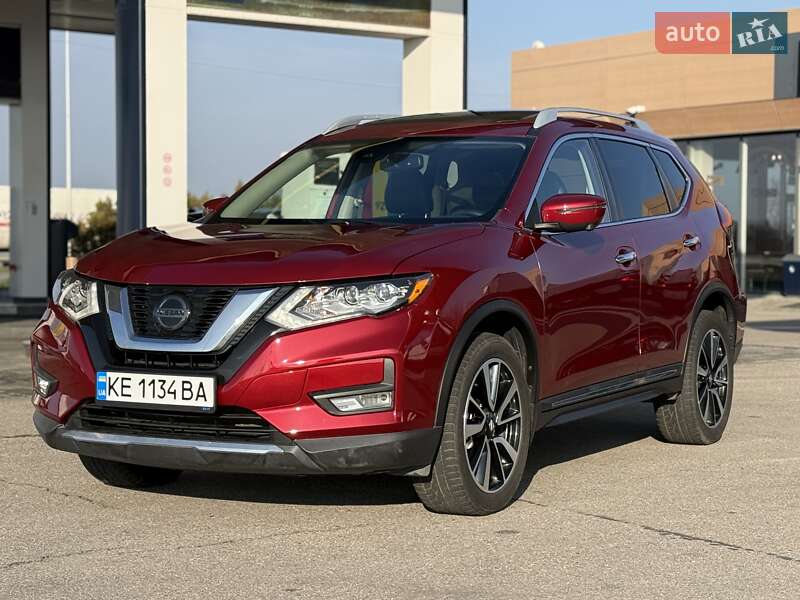 Внедорожник / Кроссовер Nissan Rogue 2018 в Днепре