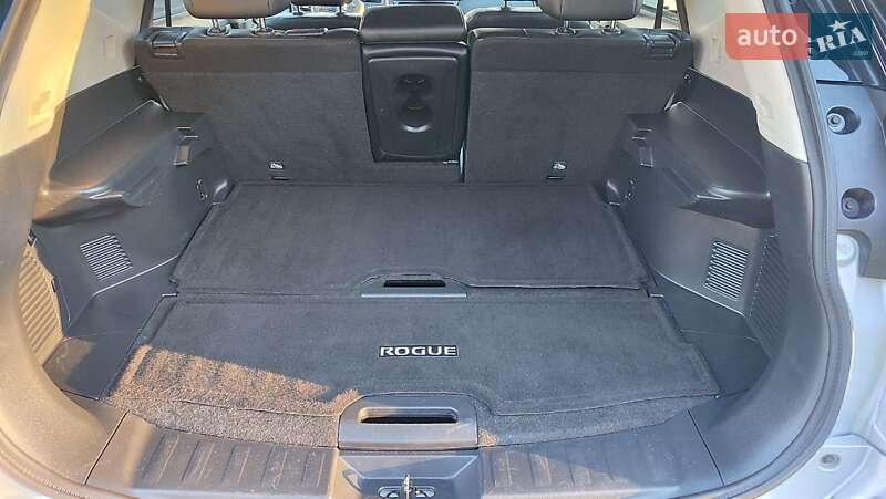 Внедорожник / Кроссовер Nissan Rogue 2020 в Полтаве