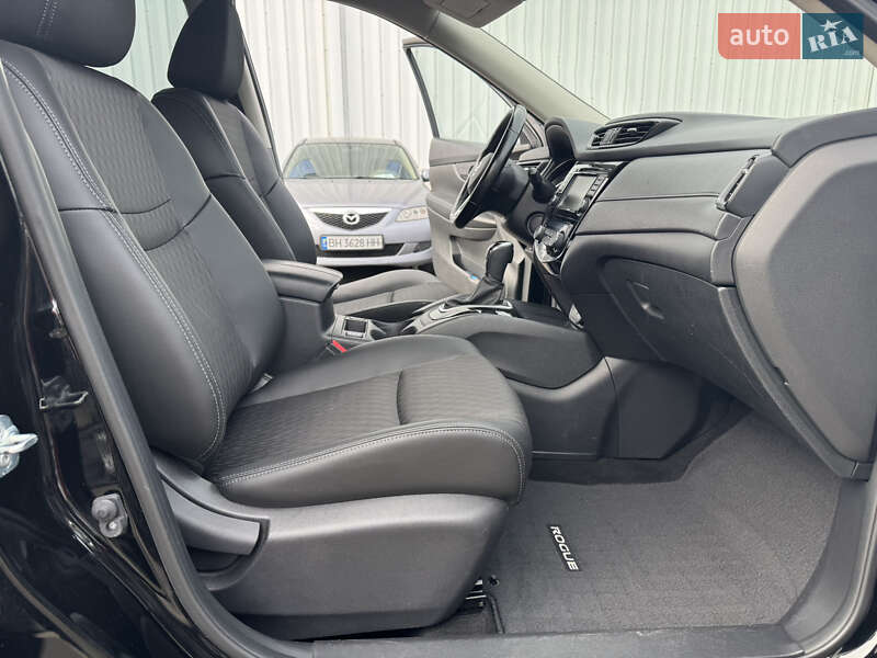 Позашляховик / Кросовер Nissan Rogue 2018 в Ізмаїлі