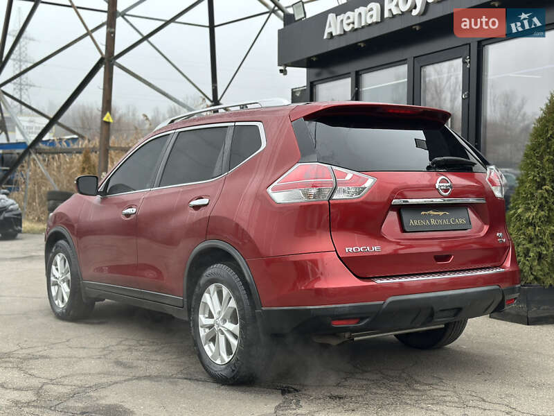 Внедорожник / Кроссовер Nissan Rogue 2015 в Харькове