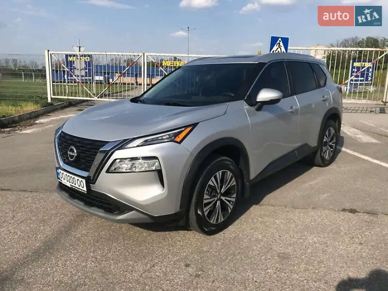 Внедорожник / Кроссовер Nissan Rogue 2022 в Львове