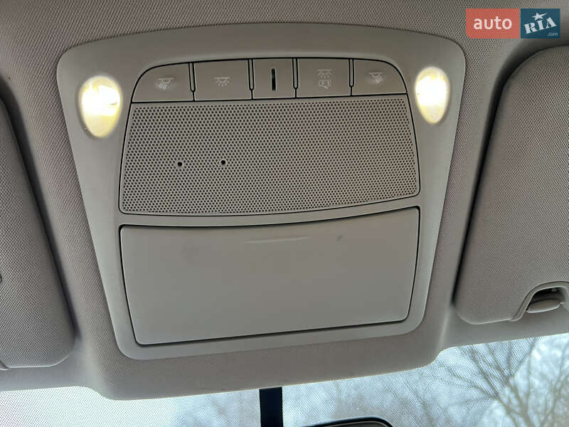 Внедорожник / Кроссовер Nissan Rogue 2018 в Новояворовске