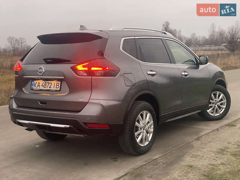 Внедорожник / Кроссовер Nissan Rogue 2020 в Киеве