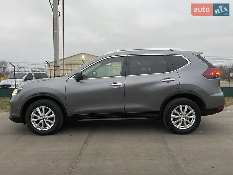 Внедорожник / Кроссовер Nissan Rogue 2020 в Киеве