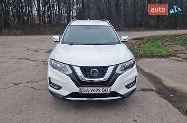 Внедорожник / Кроссовер Nissan Rogue 2019 в Знаменке