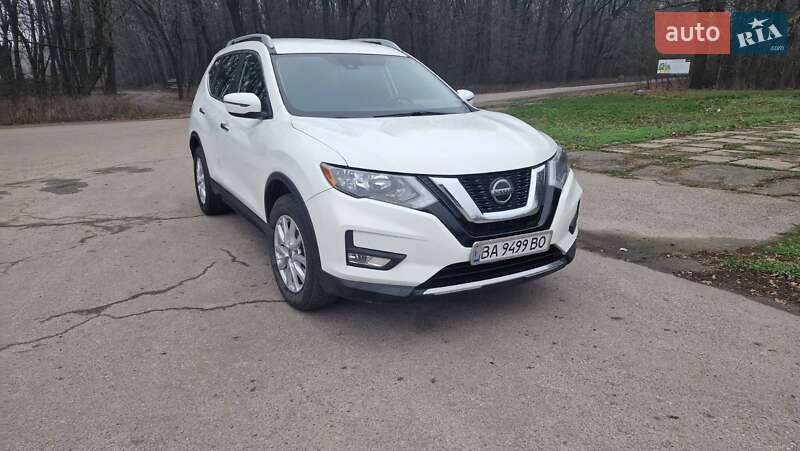 Внедорожник / Кроссовер Nissan Rogue 2019 в Знаменке