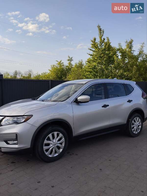 Внедорожник / Кроссовер Nissan Rogue 2020 в Ивано-Франковске