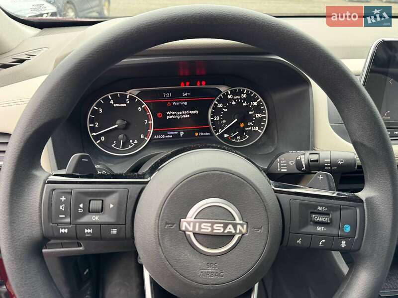 Внедорожник / Кроссовер Nissan Rogue 2022 в Луцке