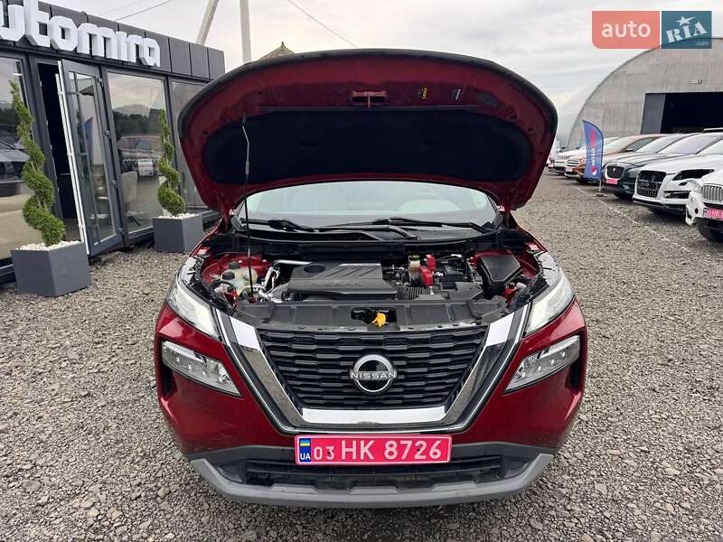 Внедорожник / Кроссовер Nissan Rogue 2022 в Луцке