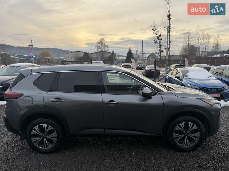 Внедорожник / Кроссовер Nissan Rogue 2021 в Львове