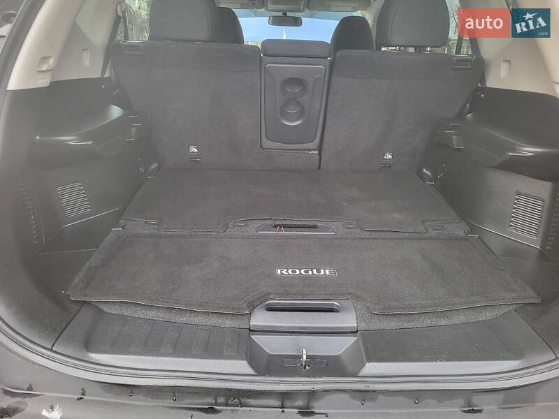 Внедорожник / Кроссовер Nissan Rogue 2017 в Ровно фото 26 Внедорожник / Кроссовер Nissan Rogue 2017 в Ровно