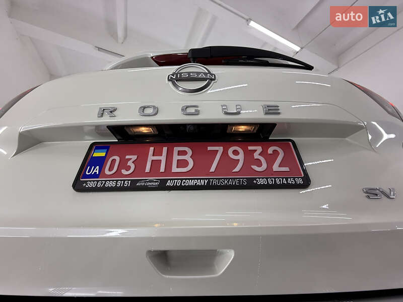 Позашляховик / Кросовер Nissan Rogue 2023 в Трускавці