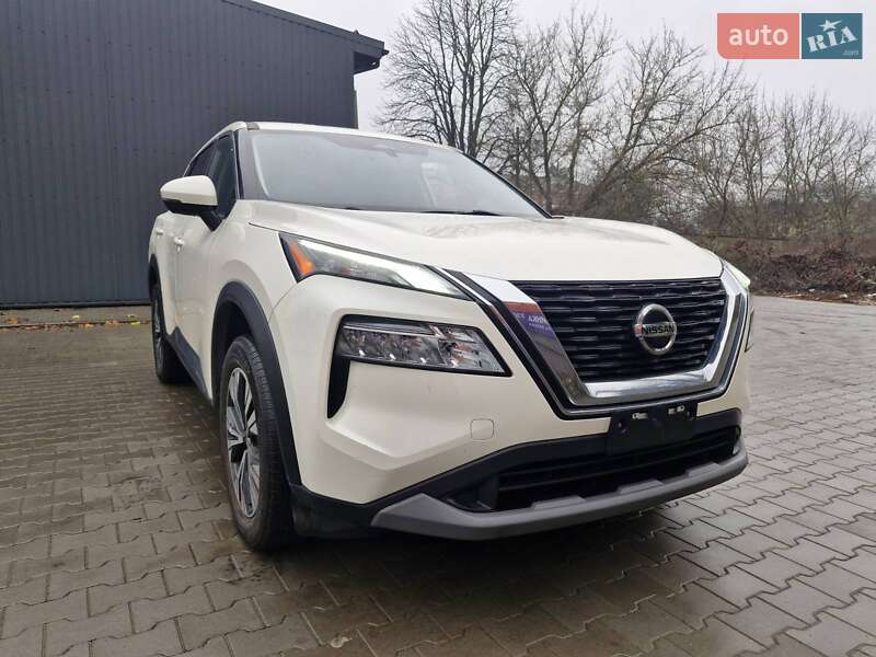 Позашляховик / Кросовер Nissan Rogue 2021 в Умані