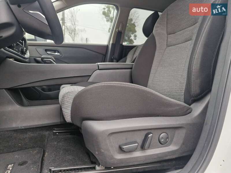 Позашляховик / Кросовер Nissan Rogue 2021 в Умані