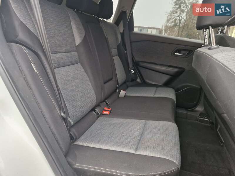 Позашляховик / Кросовер Nissan Rogue 2021 в Умані