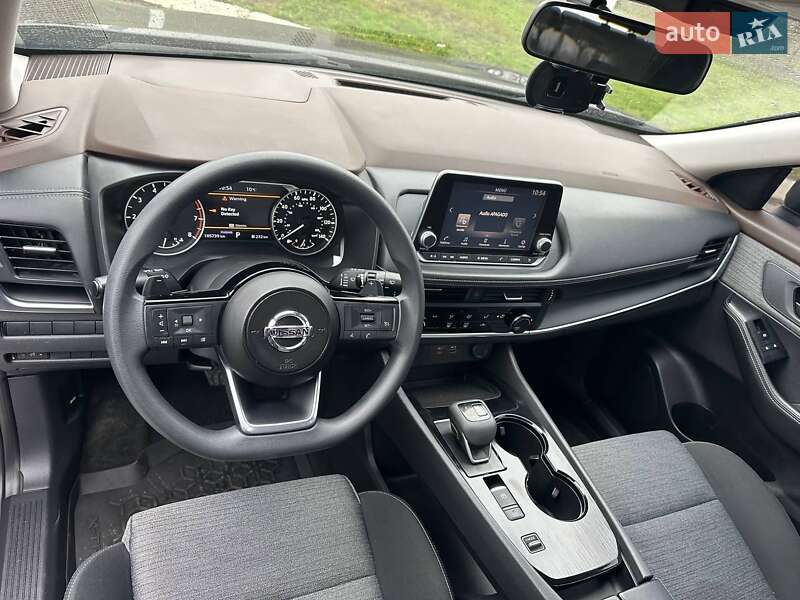 Внедорожник / Кроссовер Nissan Rogue 2021 в Запорожье