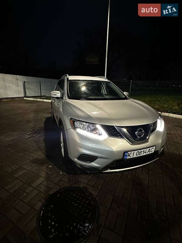 Позашляховик / Кросовер Nissan Rogue 2016 в Києві
