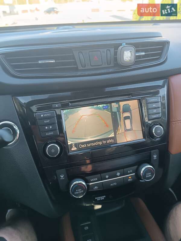 Позашляховик / Кросовер Nissan Rogue 2018 в Харкові