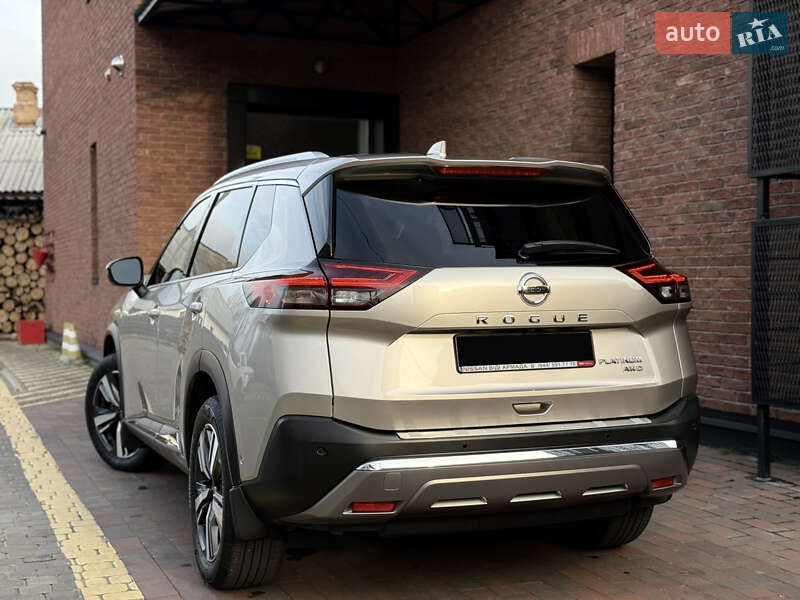 Позашляховик / Кросовер Nissan Rogue 2021 в Києві