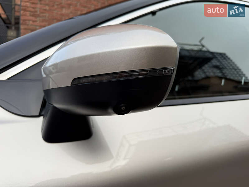 Позашляховик / Кросовер Nissan Rogue 2021 в Києві