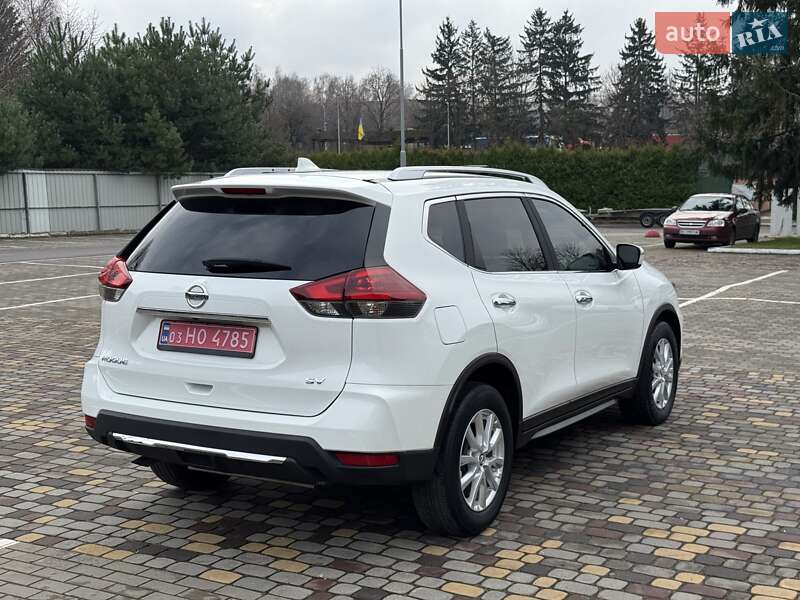 Позашляховик / Кросовер Nissan Rogue 2018 в Луцьку