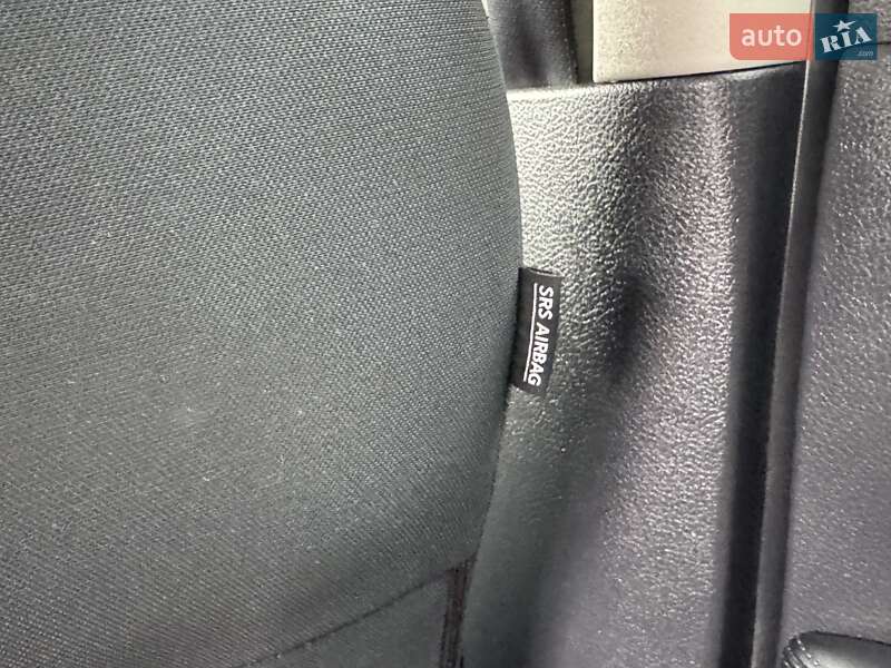 Позашляховик / Кросовер Nissan Rogue 2018 в Луцьку