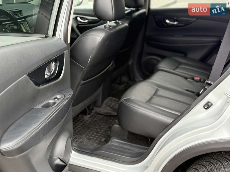 Внедорожник / Кроссовер Nissan Rogue 2017 в Белой Церкви фото 42 Внедорожник / Кроссовер Nissan Rogue 2017 в Белой Церкви