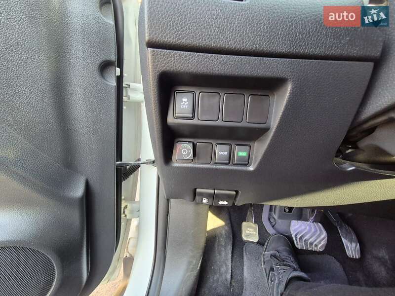 Позашляховик / Кросовер Nissan Rogue 2017 в Білій Церкві