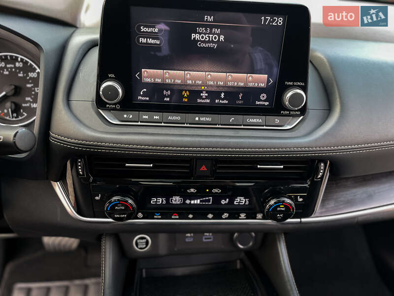 Внедорожник / Кроссовер Nissan Rogue 2021 в Одессе