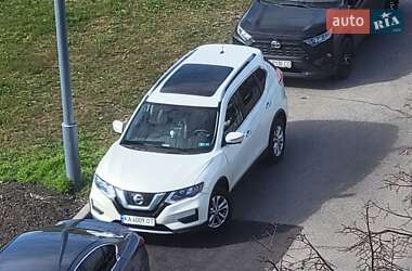 Позашляховик / Кросовер Nissan Rogue 2014 в Києві