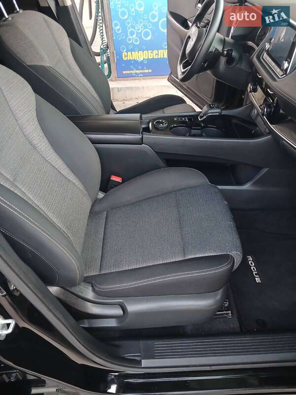 Позашляховик / Кросовер Nissan Rogue 2021 в Броварах фото 32 Позашляховик / Кросовер Nissan Rogue 2021 в Броварах