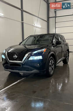 Внедорожник / Кроссовер Nissan Rogue 2023 в Львове