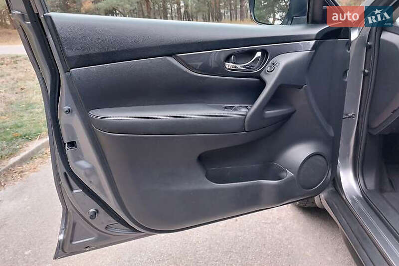 Позашляховик / Кросовер Nissan Rogue 2018 в Києві фото 3 Позашляховик / Кросовер Nissan Rogue 2018 в Києві