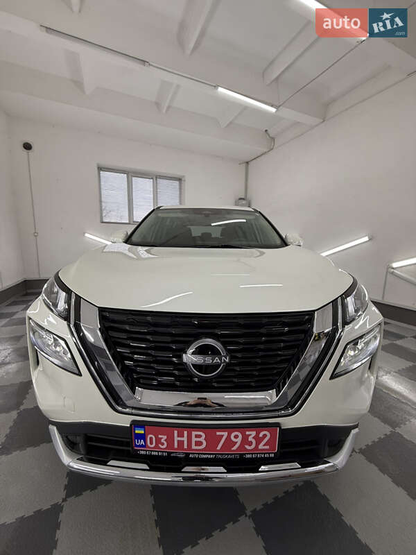 Внедорожник / Кроссовер Nissan Rogue 2023 в Трускавце