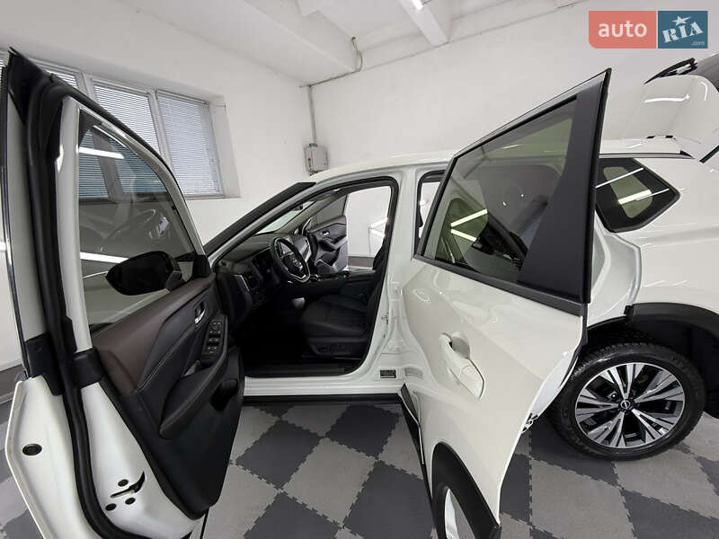 Внедорожник / Кроссовер Nissan Rogue 2023 в Трускавце