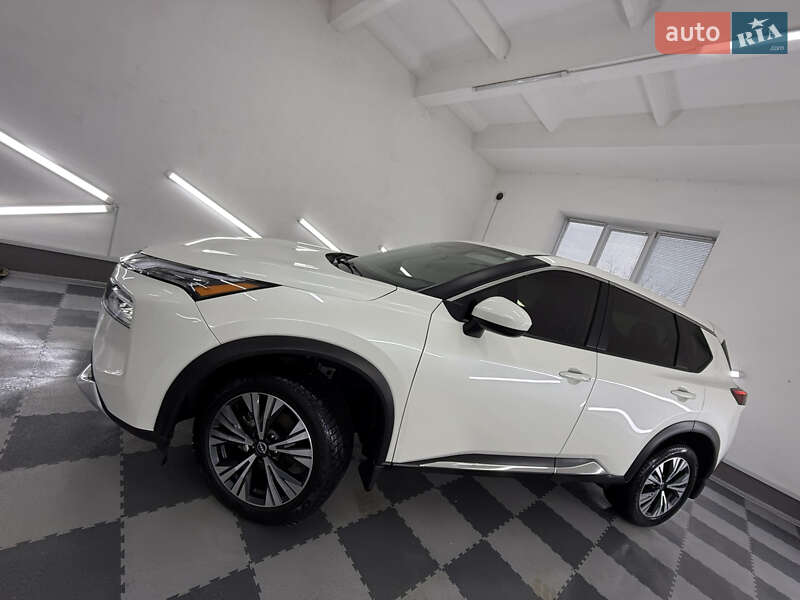 Внедорожник / Кроссовер Nissan Rogue 2023 в Трускавце