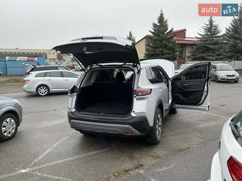 Позашляховик / Кросовер Nissan Rogue 2021 в Вінниці