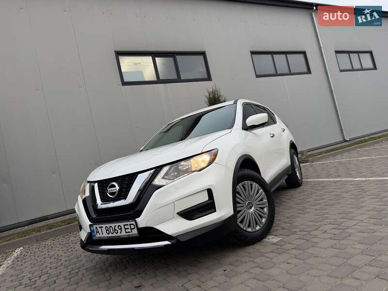 Внедорожник / Кроссовер Nissan Rogue 2018 в Ивано-Франковске