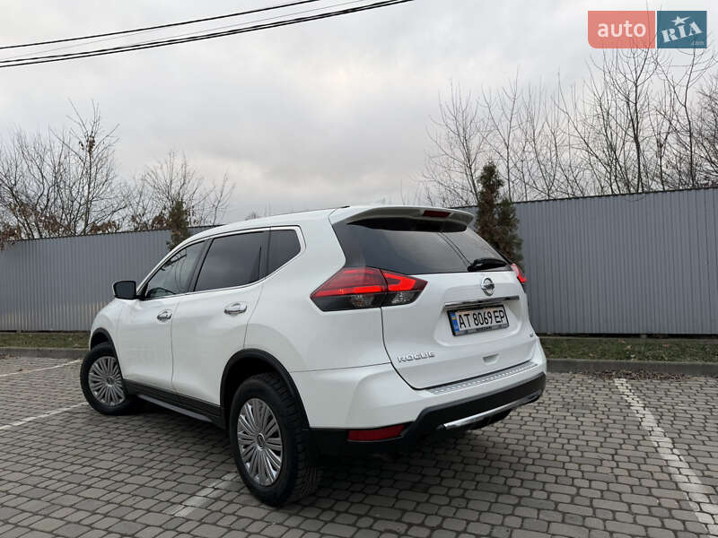 Внедорожник / Кроссовер Nissan Rogue 2018 в Ивано-Франковске