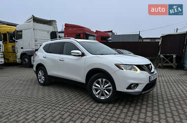 Внедорожник / Кроссовер Nissan Rogue 2016 в Львове