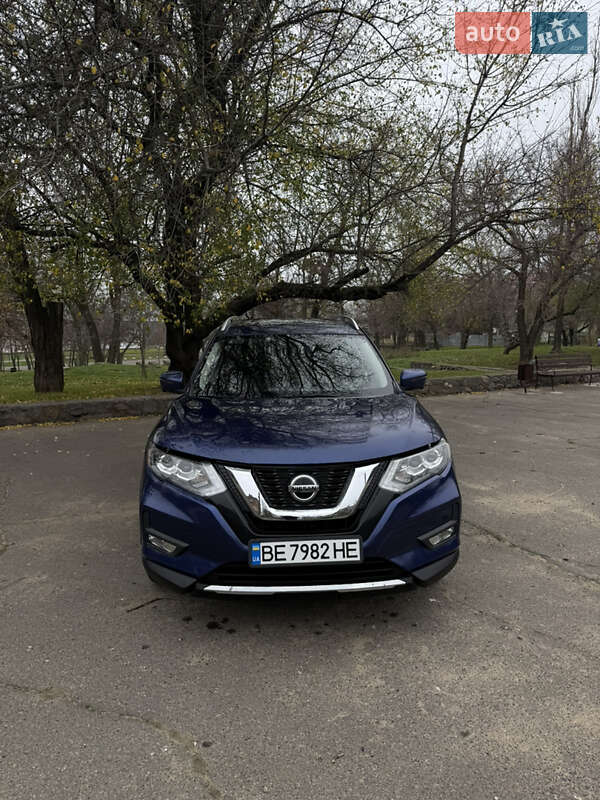 Позашляховик / Кросовер Nissan Rogue 2018 в Миколаєві фото 2 Позашляховик / Кросовер Nissan Rogue 2018 в Миколаєві