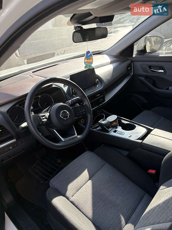 Внедорожник / Кроссовер Nissan Rogue 2022 в Каменском