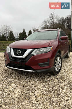 Внедорожник / Кроссовер Nissan Rogue 2018 в Львове