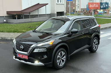 Внедорожник / Кроссовер Nissan Rogue 2023 в Виннице
