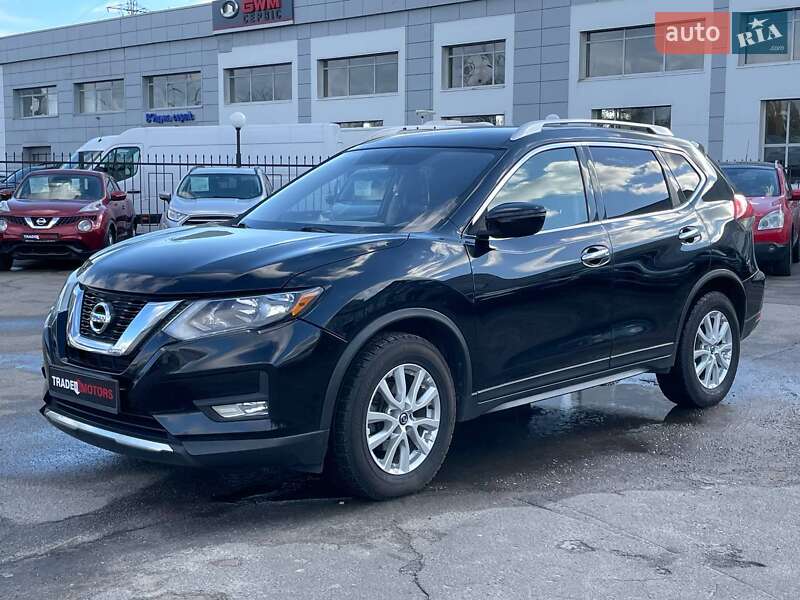 Внедорожник / Кроссовер Nissan Rogue 2017 в Киеве